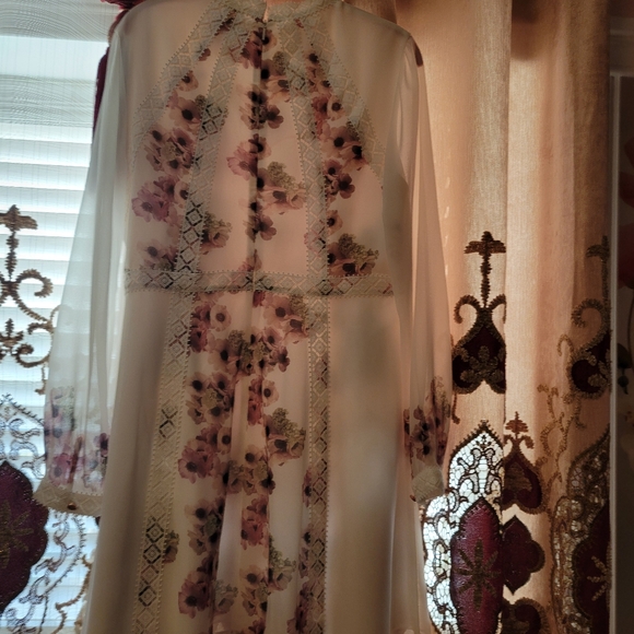 Ted baker floral dress Ted size 4 in prestige like new condition..Make an offer - Picture 5 of 11